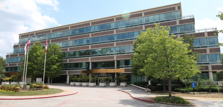 Exterior Restoration Project Glass Metal Stone Silicone (1)