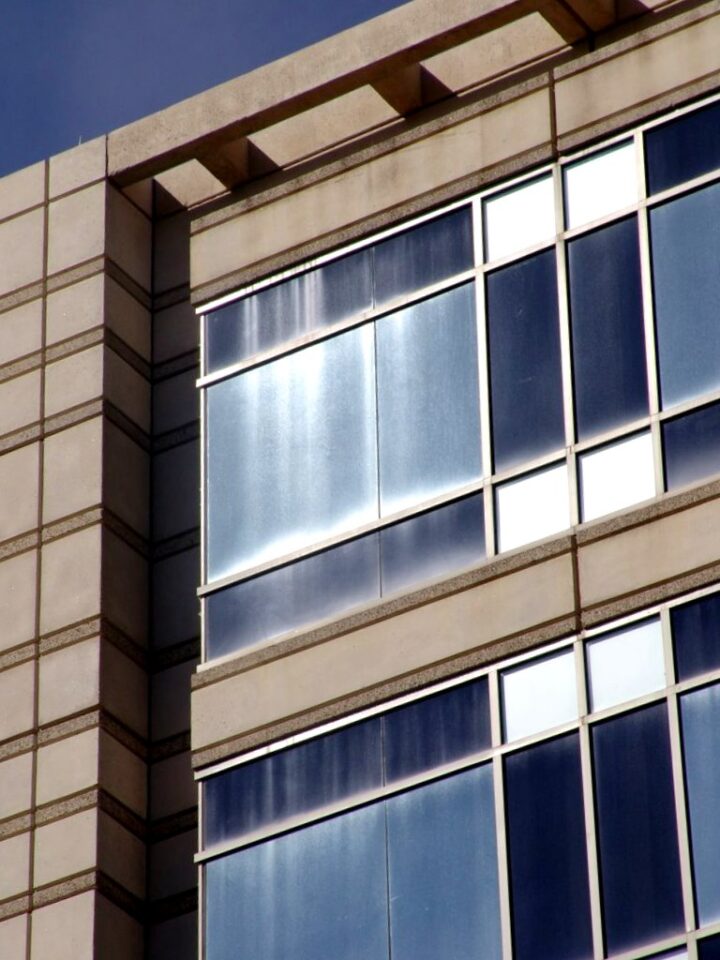 Flush Mounted Windows Precast Glass